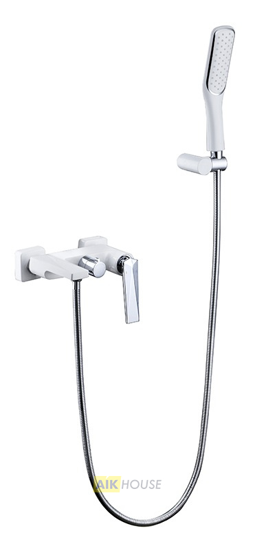 Смеситель Boheme Venturo 373-W для ванны с душем